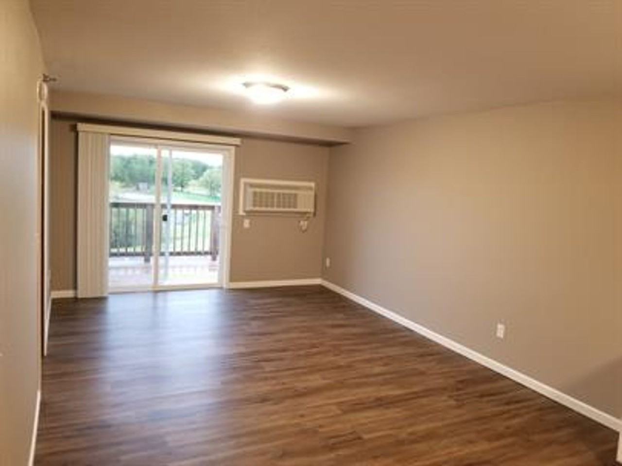 Woodland Heights Apartments - Photo 2 of 20