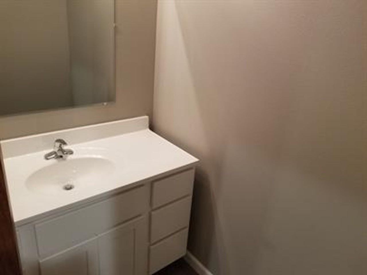 Woodland Heights Apartments - Photo 5 of 20