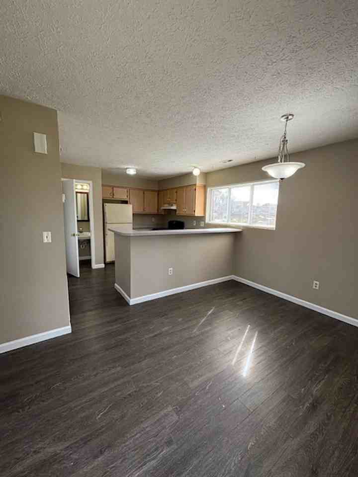 129 S. Lorraine St. - Photo 2 of 18