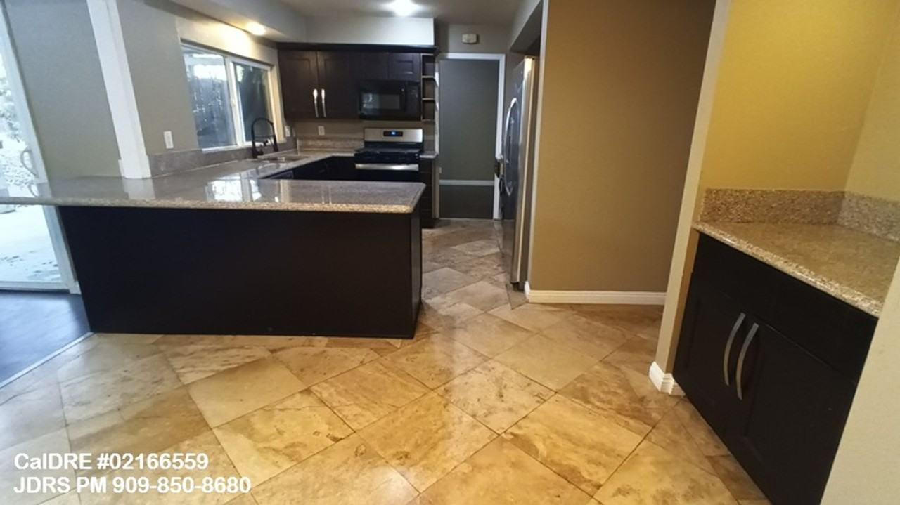 415 N Platina Dr - Photo 2 of 19