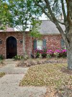 featured image of 2724 Bocage Lake Dr