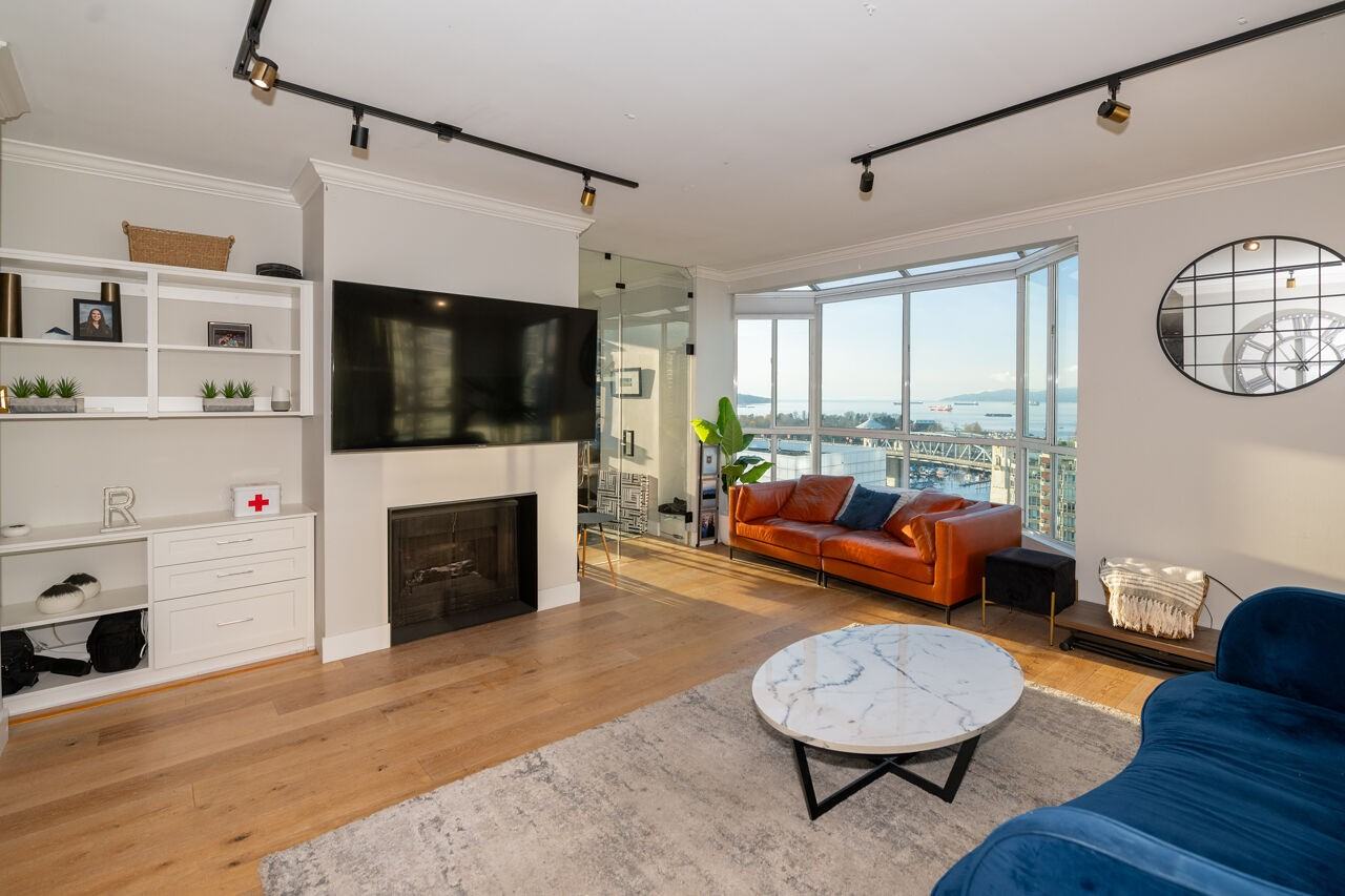 1500 Howe Street - Photo 3