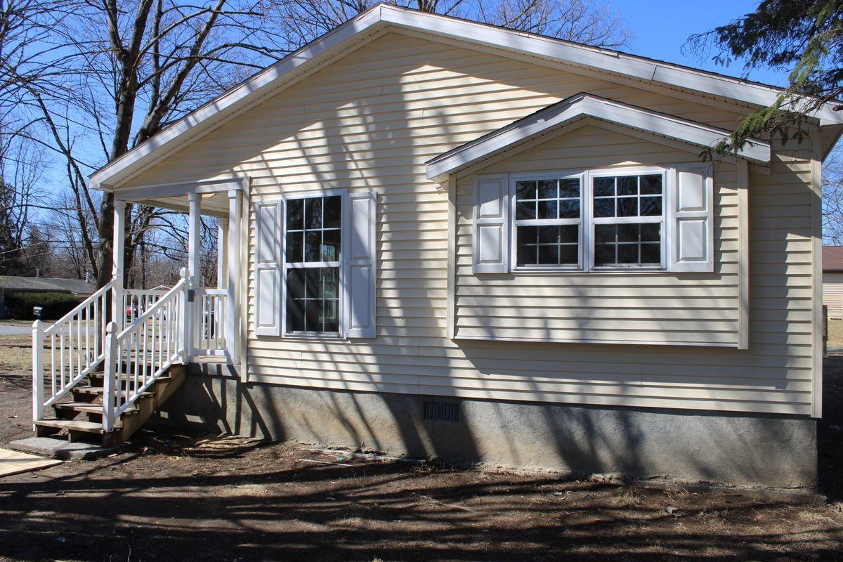 233 Whalesback Rd - Photo 3 of 46