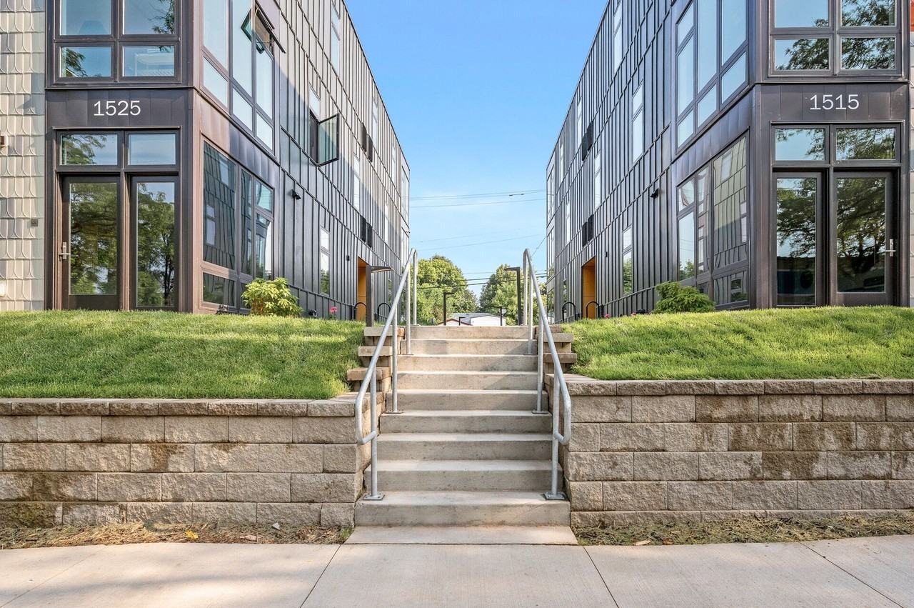 Montgomery Place - Photo 2 of 28