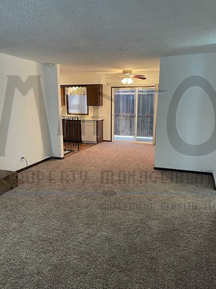 2117 E Liberty Ave - Photo 2 of 22