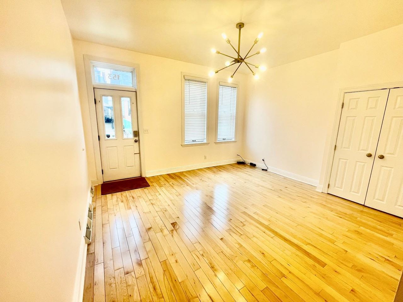 153 43 1/2 St - Photo 4 of 29