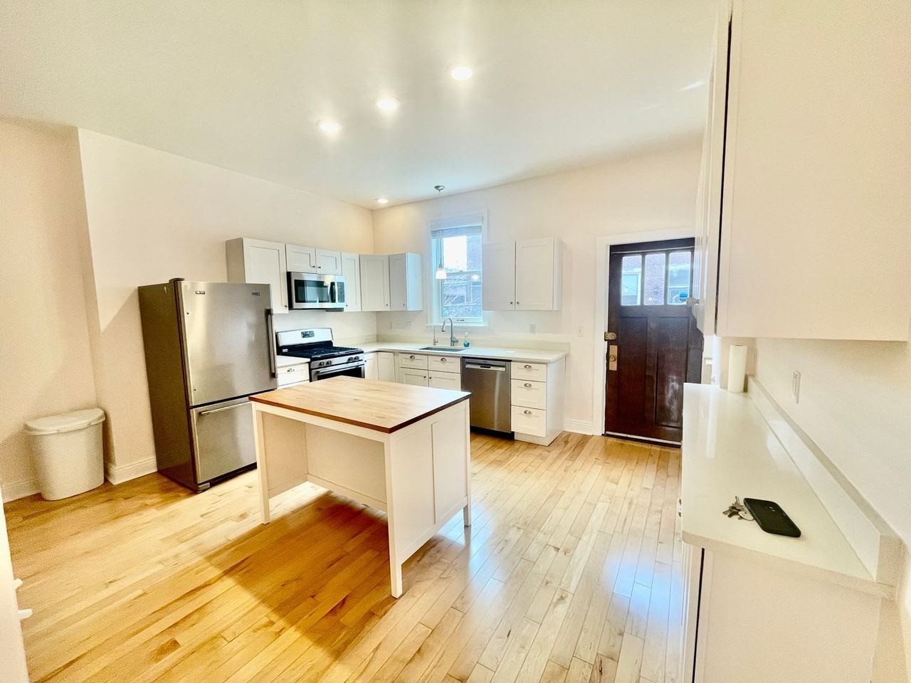 153 43 1/2 St - Photo 5 of 29
