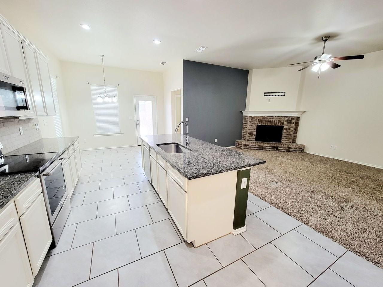 13803 Avenue W - Photo 7 of 21