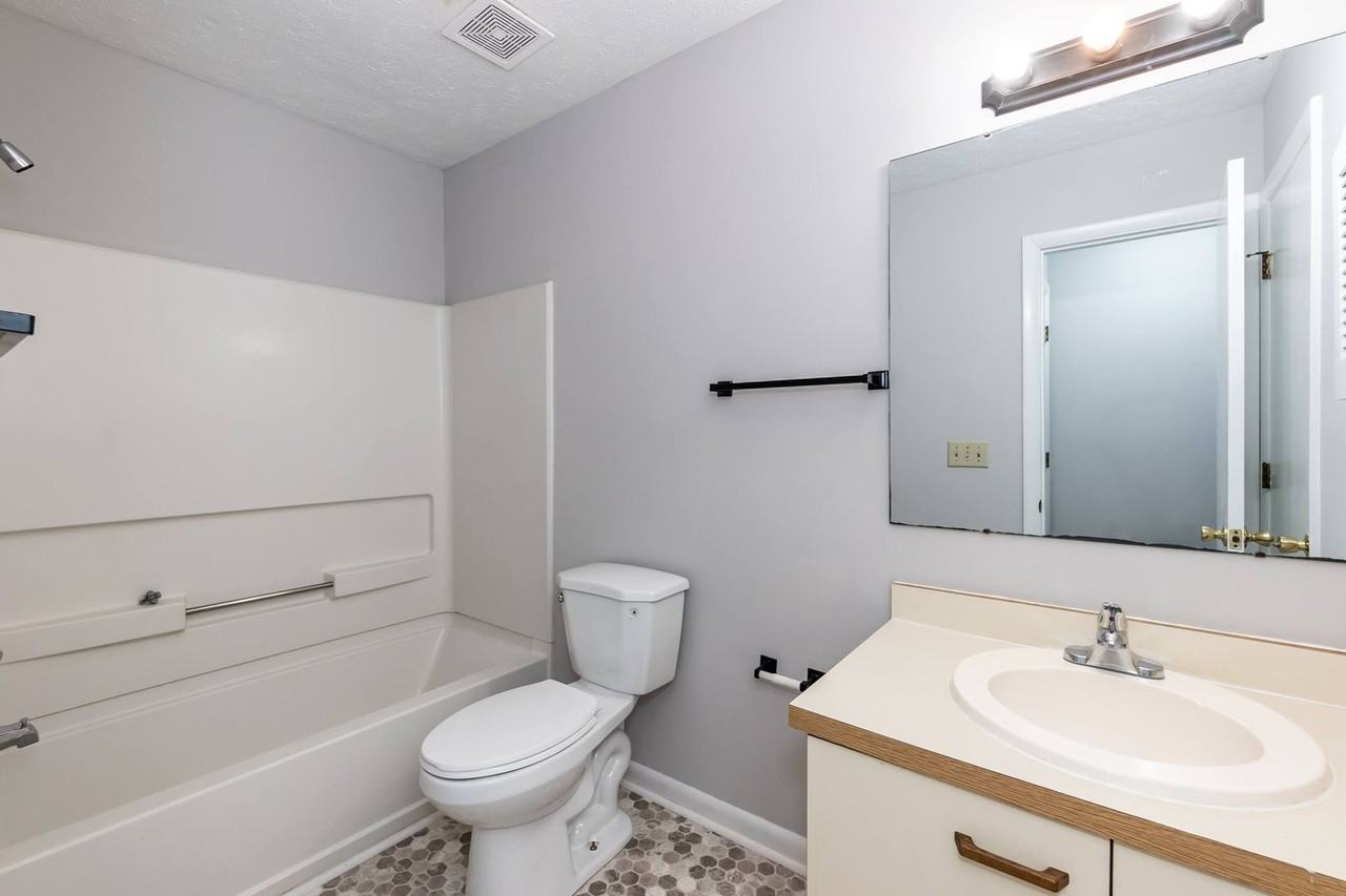 6809 Willowbrook Dr #2 - Photo 3 of 19