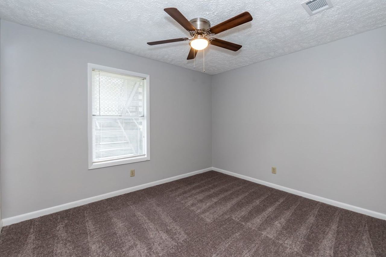 6809 Willowbrook Dr #2 - Photo 4 of 19