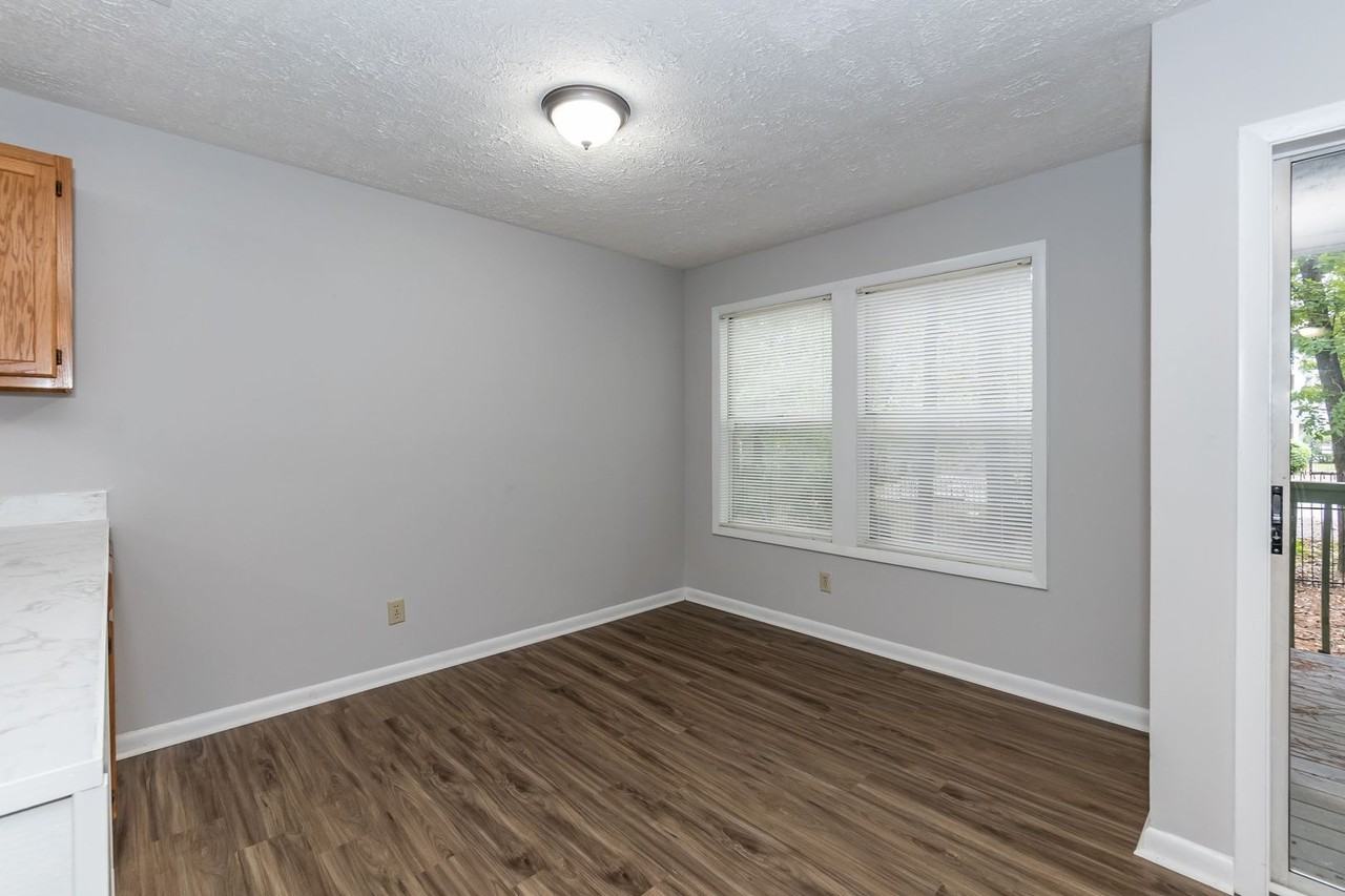 6809 Willowbrook Dr #2 - Photo 5 of 19