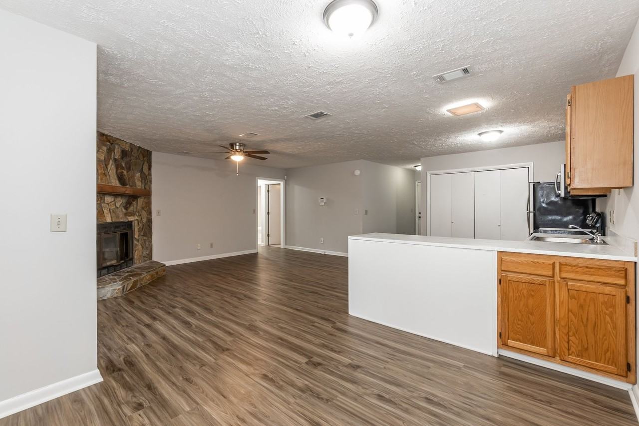 6809 Willowbrook Dr #2 - Photo 6 of 19