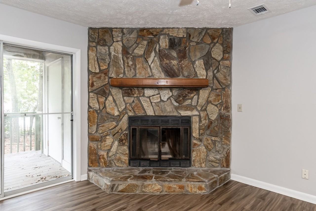 6809 Willowbrook Dr #2 - Photo 7 of 19