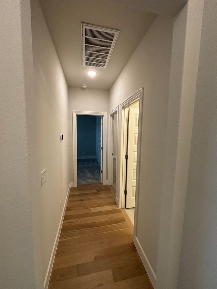 1908 Charles Street - Photo 6 of 30