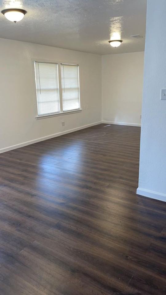153 Walnut Dr - Photo 7 of 18