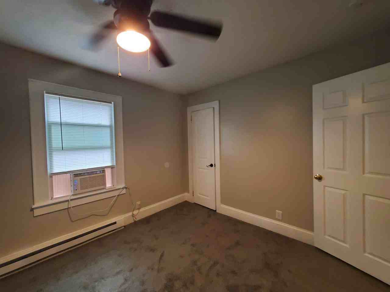 1512 Howell St - Photo 5 of 13