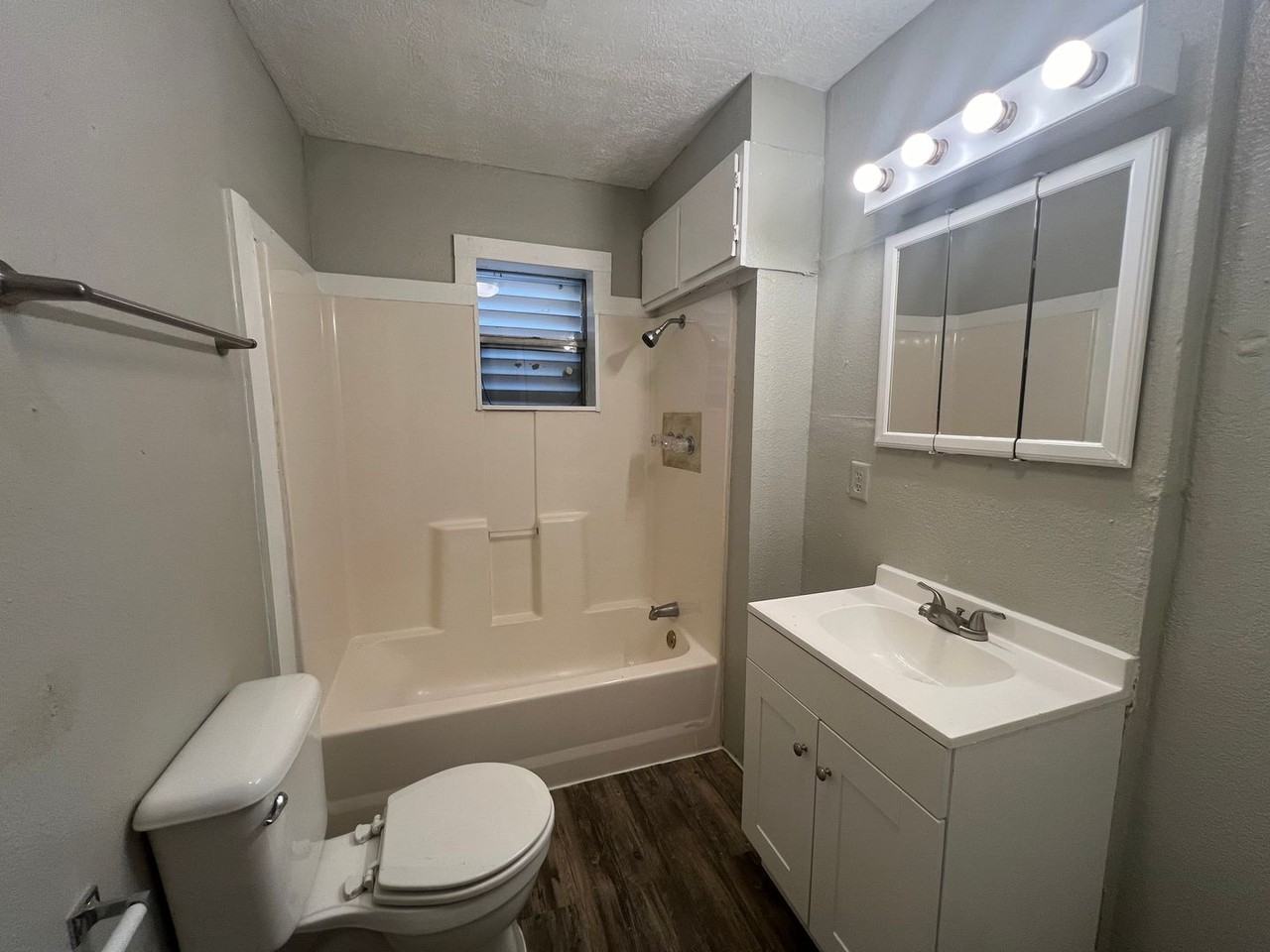 5501 Menard Ave - Photo 3 of 9