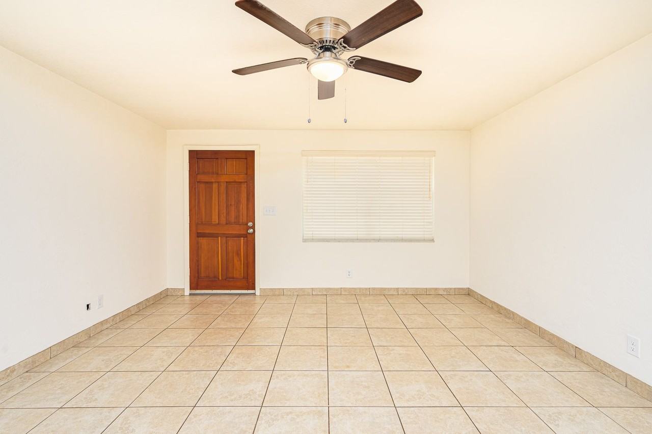 402 S Willow Ave - Photo 5 of 31