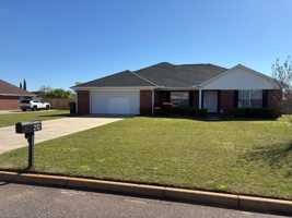 featured image of 212 Hannah Rd