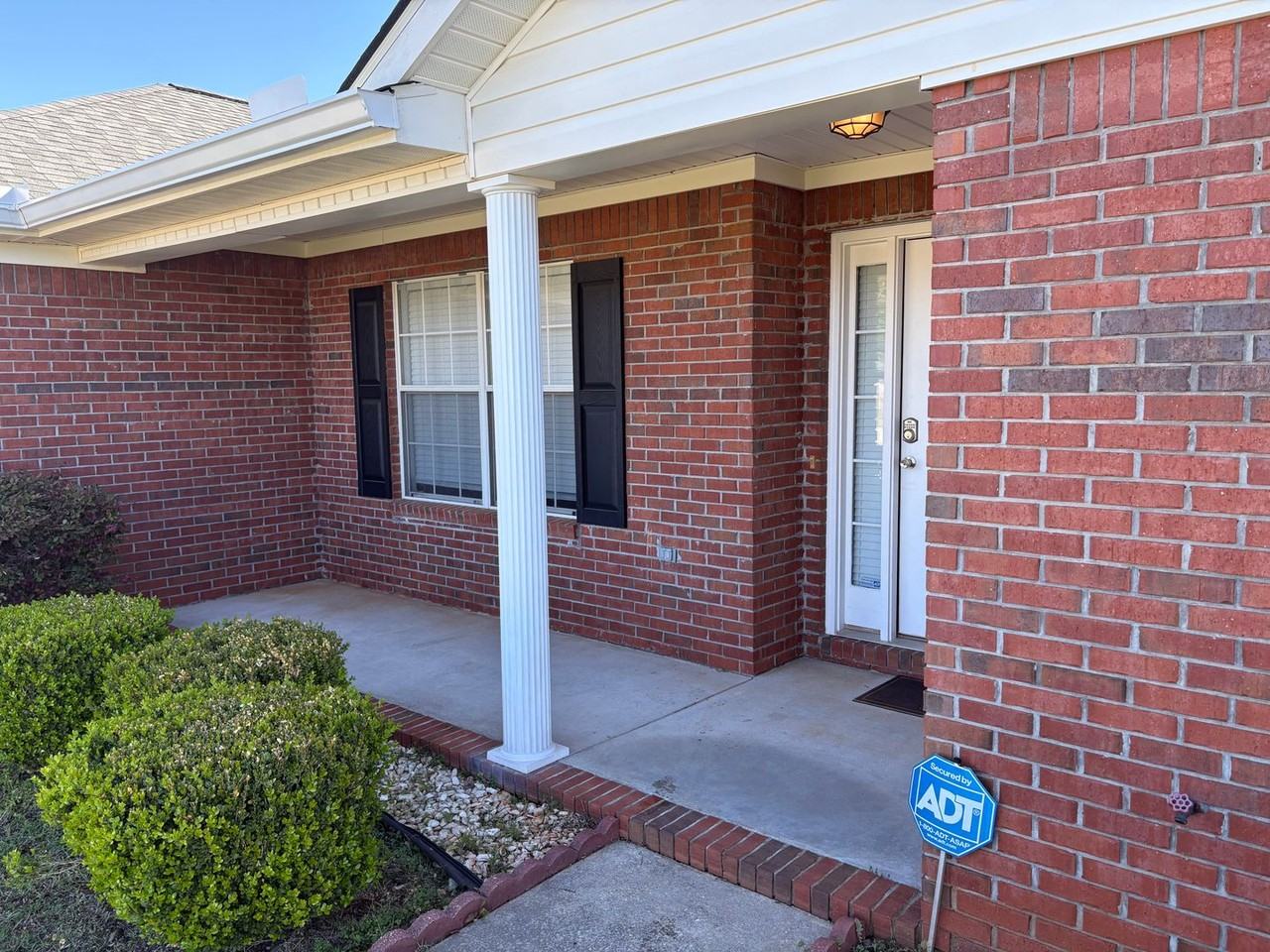 212 Hannah Rd - Photo 3 of 26