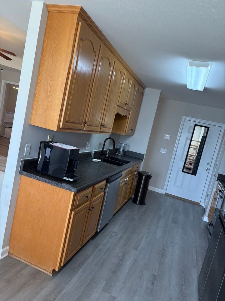 212 Hannah Rd - Photo 5 of 26