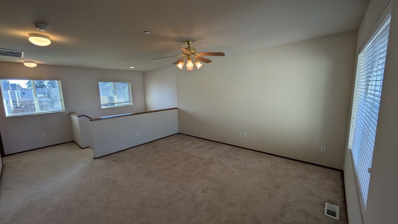 1717 Duncan Ave - Photo 7 of 16