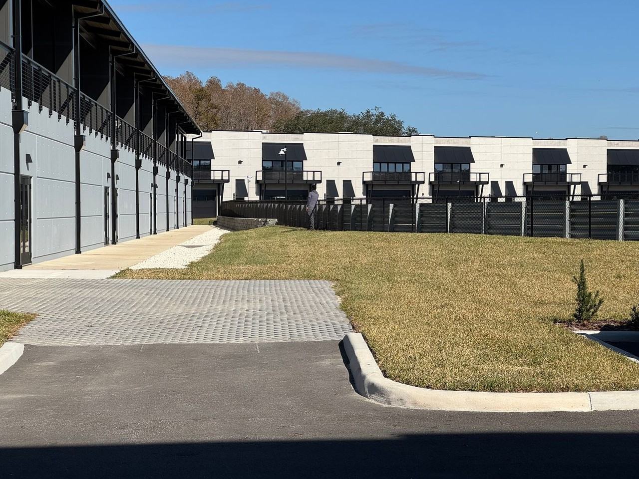 6500 Motor Enclave Way - Photo 7 of 17