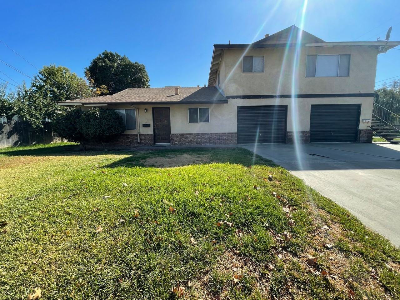 136 3rd St - Photo 2 of 15