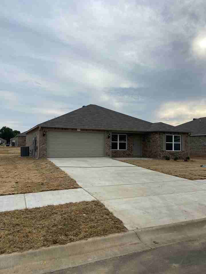 1755 Ryder St - Photo 4 of 20