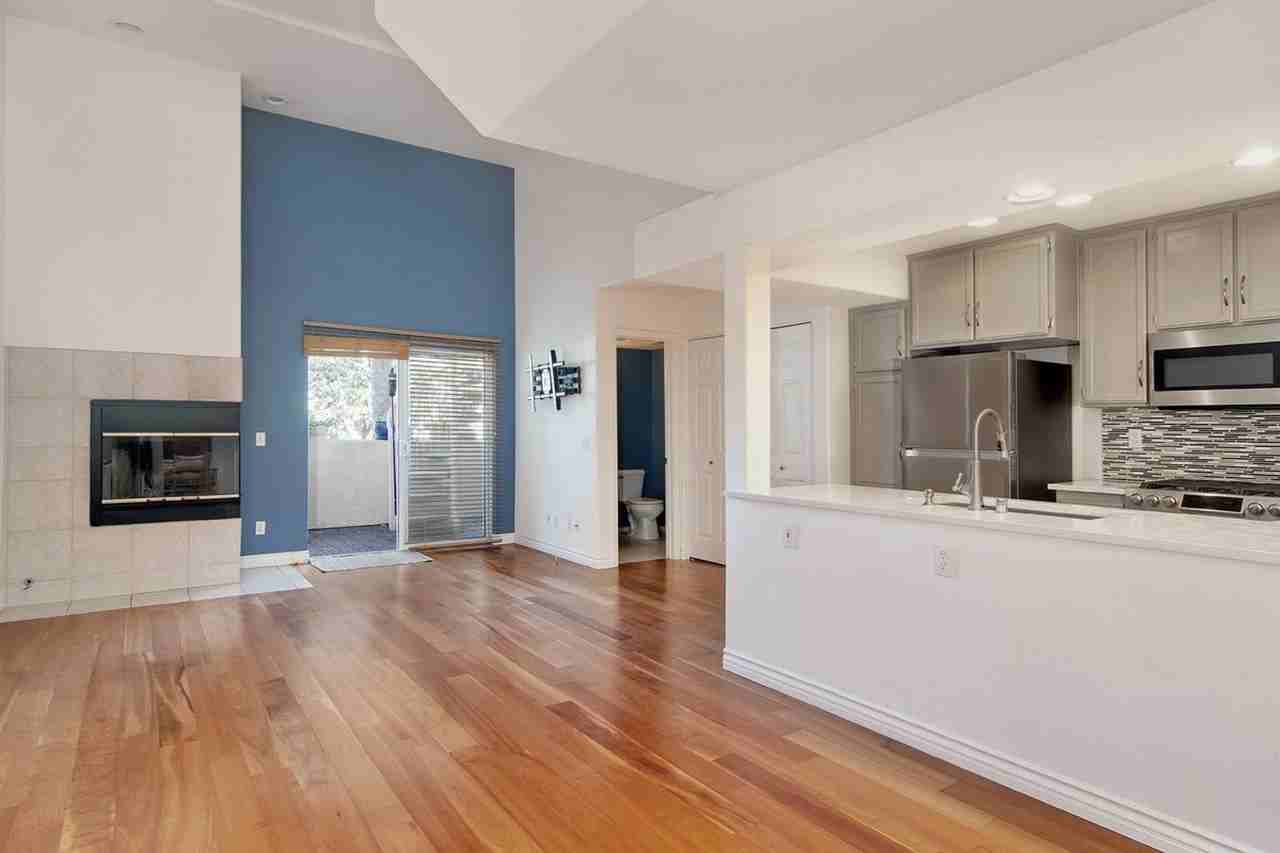 2231 Felspar St - Photo 3 of 15