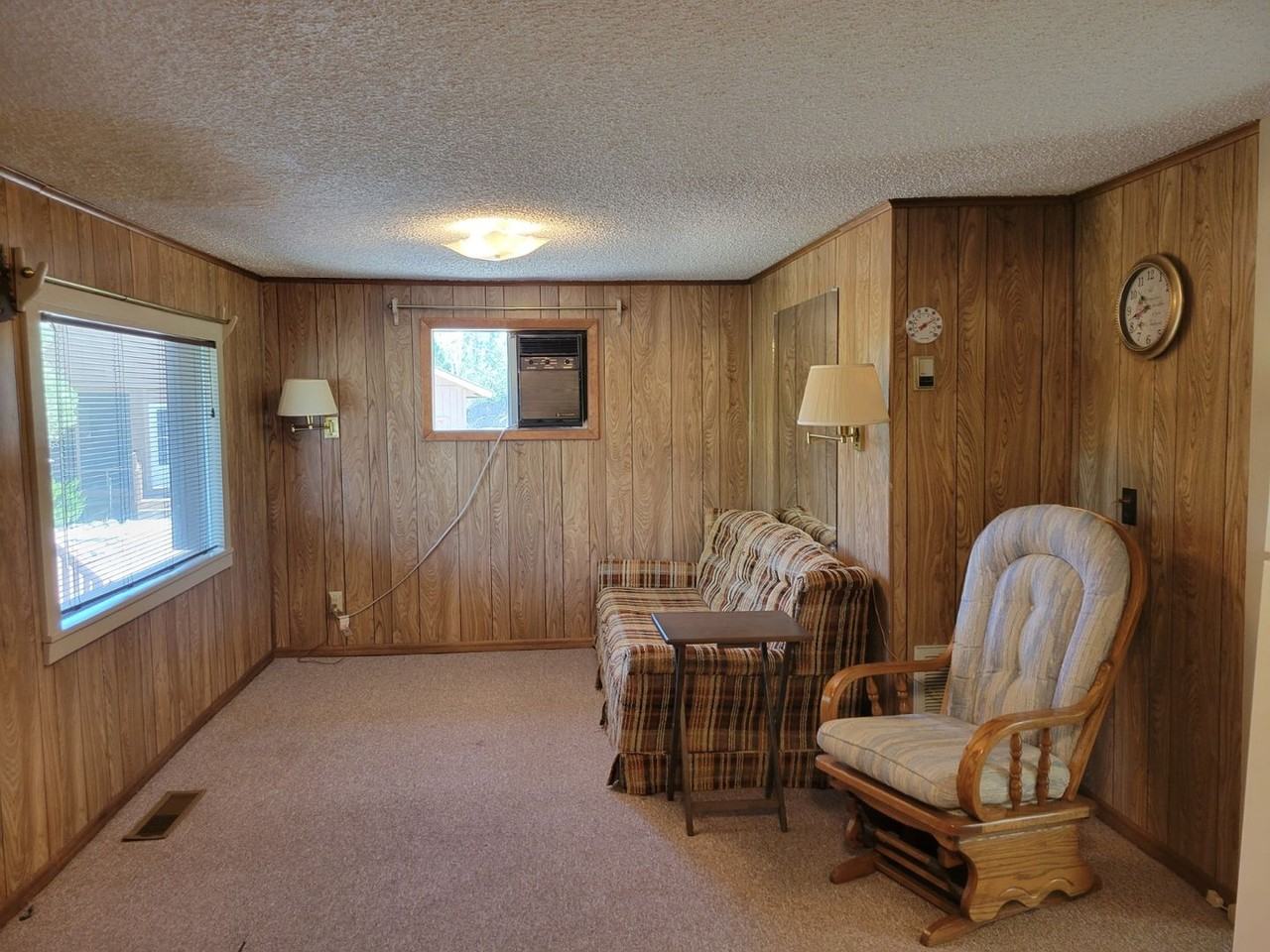 143 Davis Dr - Photo 3 of 13