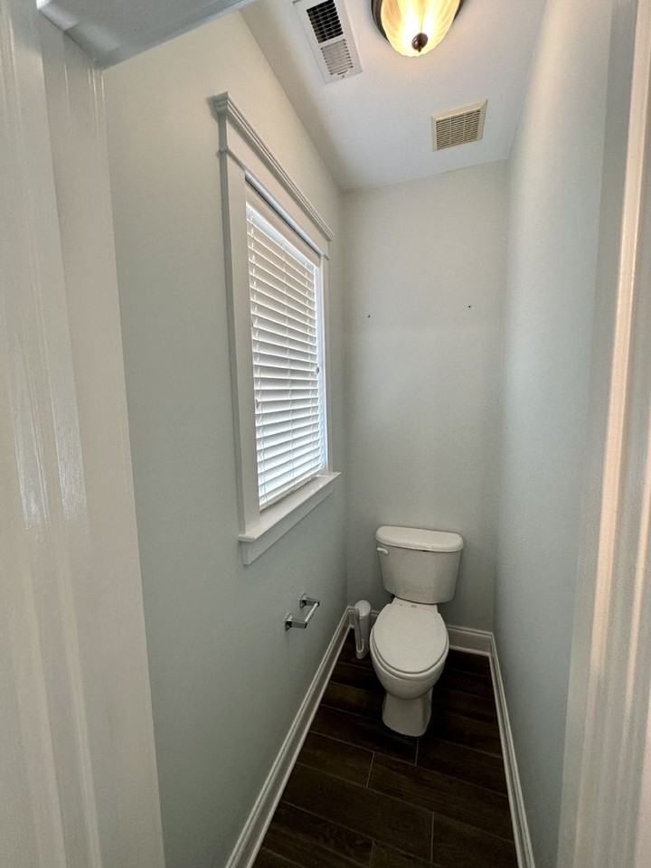 17522 Invermere Ave - Photo 3 of 28