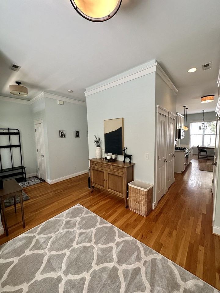 17522 Invermere Ave - Photo 4 of 28