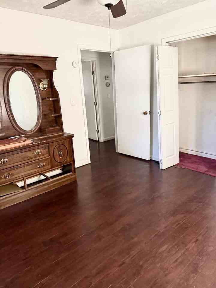1654 Camellia Ln - Photo 3 of 10