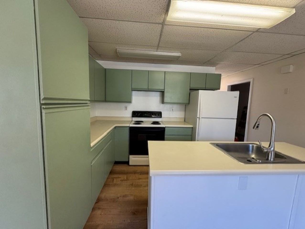 11 Grandview Ave - Photo 4 of 9