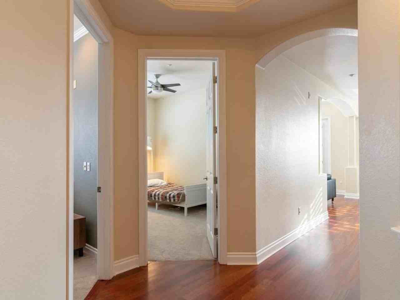 40 Madison St - Photo 5 of 33