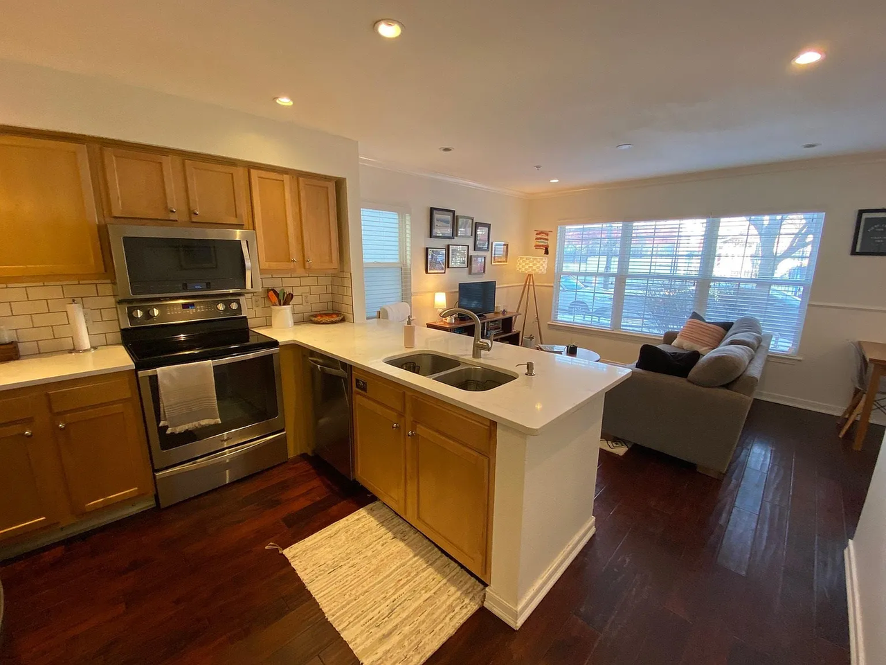 1661 N Washington St - Photo 5 of 20