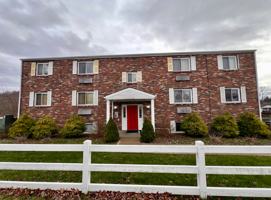 featured image of 946 Carle St