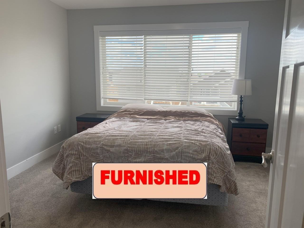 8615 82 Street - Photo 5 of 11