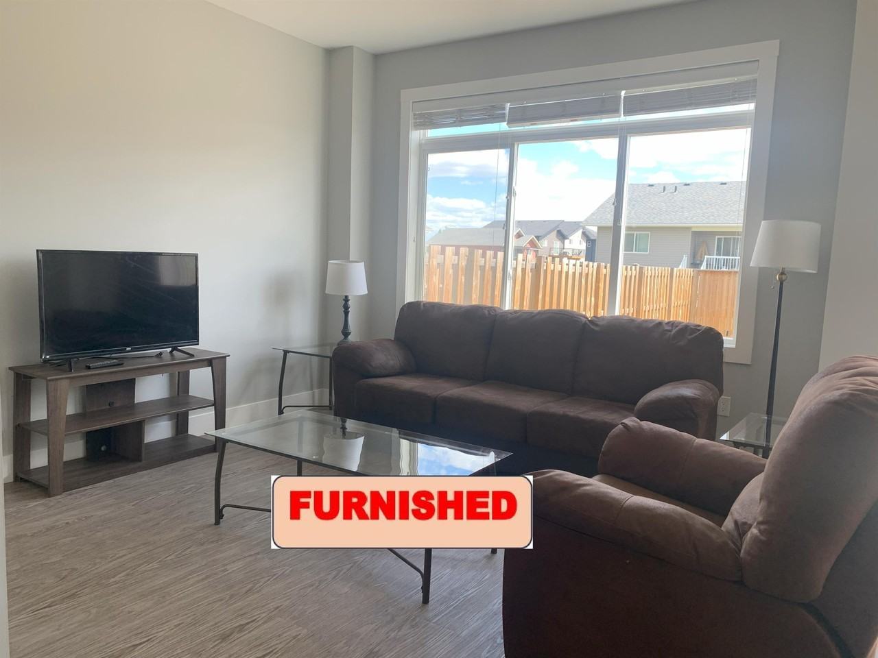 8615 82 Street - Photo 7 of 11