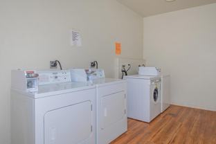 155 Hillcrest Ln - Photo 1 of 1