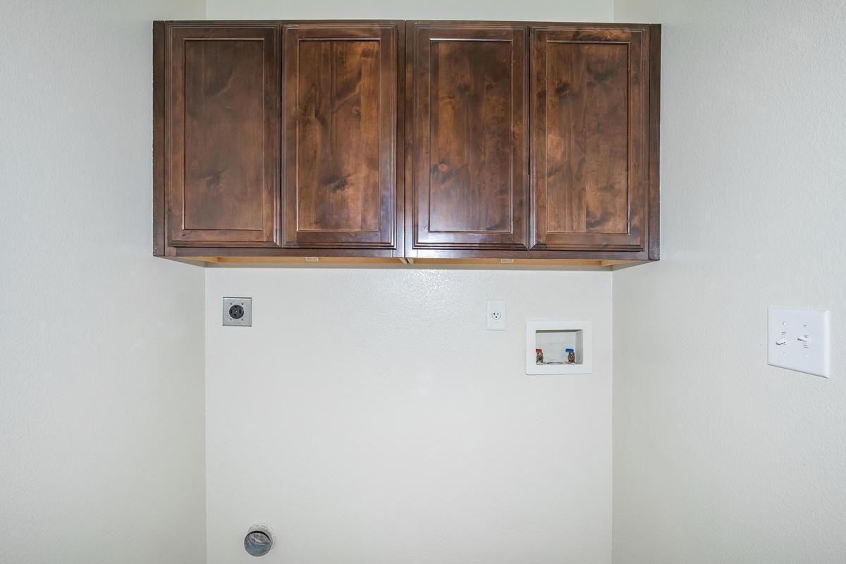 155 Hillcrest Ln - Photo 3 of 14