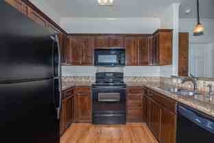 155 Hillcrest Ln - Photo 1 of 1