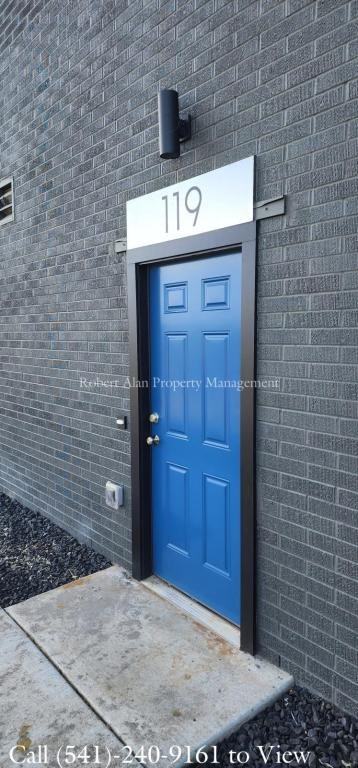 2601 Sw Hailey Ave ##119 - Photo 2 of 9