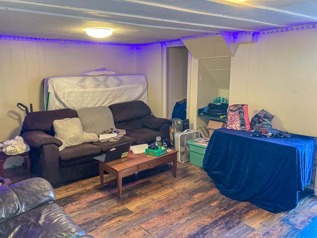 381 Forest Ave - Photo 2 of 17