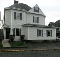 featured image of 382 Forest Avenue