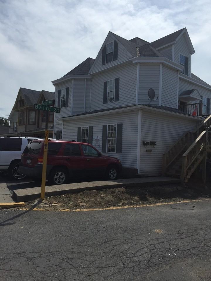 382 Forest Ave - Photo 7 of 9