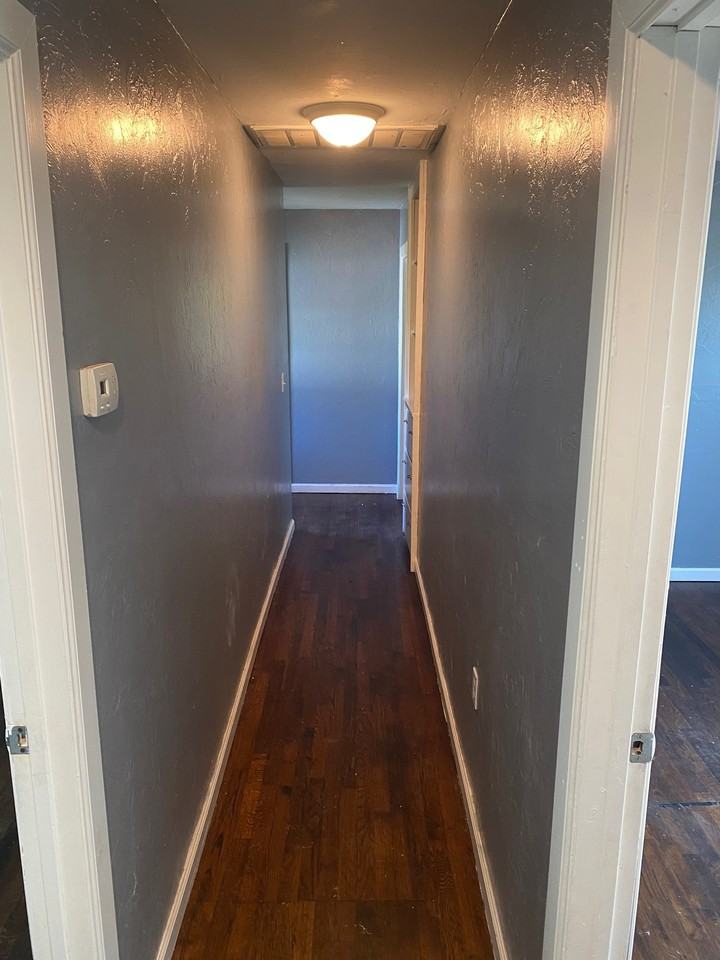 1515 N Louisa Ave - Photo 3 of 18