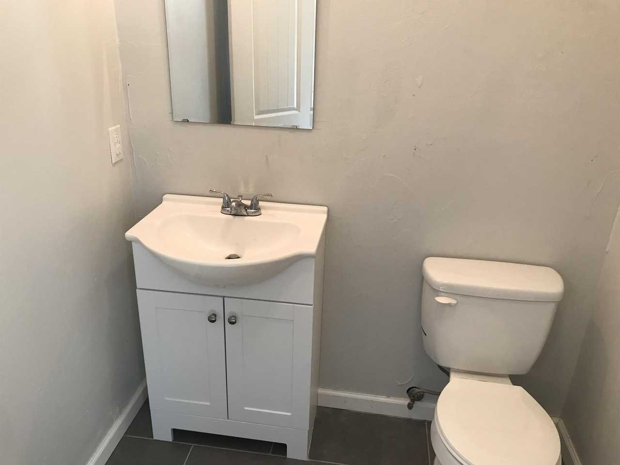 1515 N Louisa Ave - Photo 6 of 18