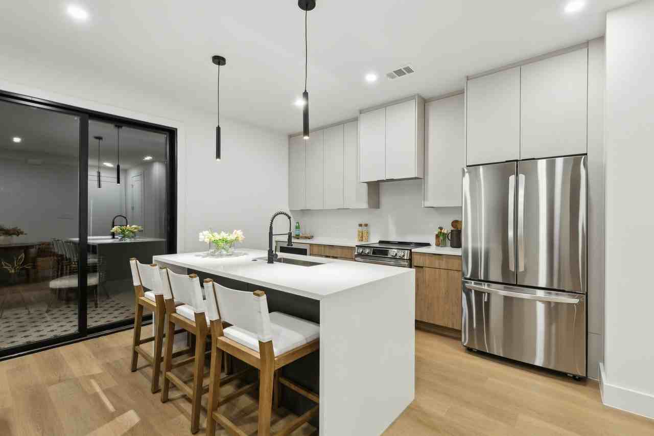 7319 Wildbird Ln - Photo 6 of 18